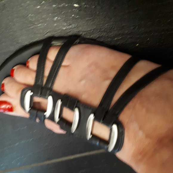 Liz Claiborne Vintage Black Leather Strappy - Picture 3 of 9